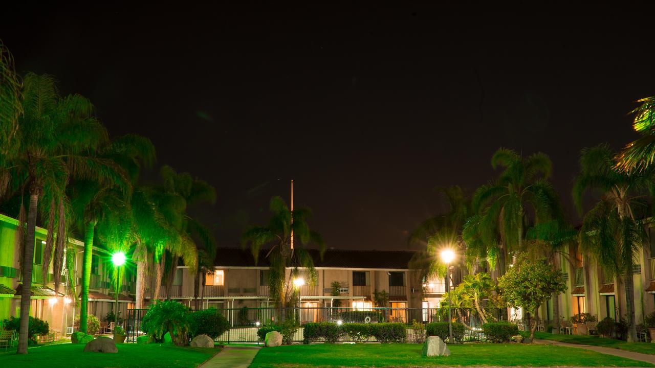 Motel 6 - Anaheim Hills, Ca Екстериор снимка